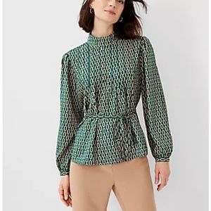 Ann Taylor Tie Waist Chain Link Blouse- Green.